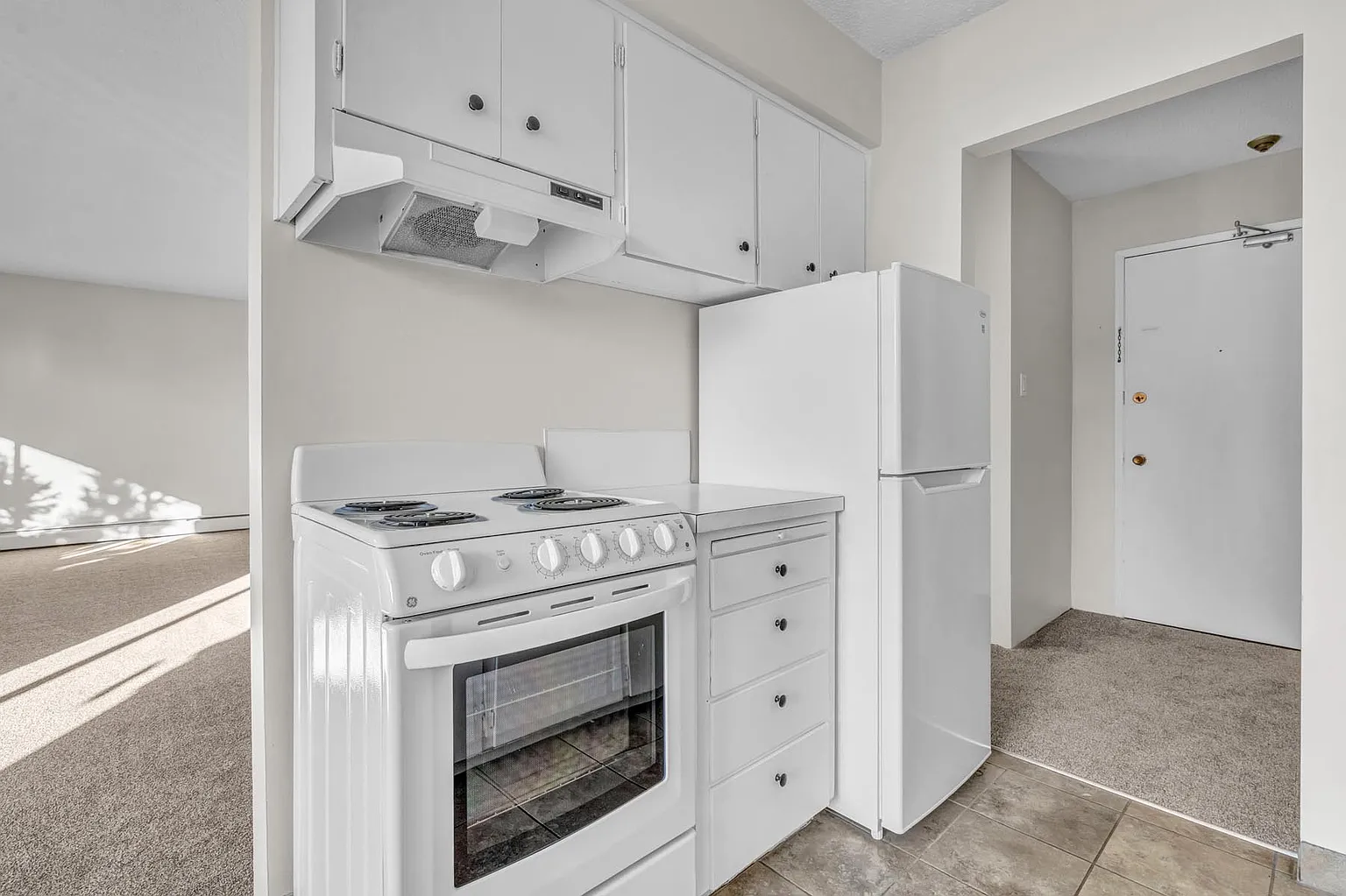 2320 Woodland Dr #301 photo 1