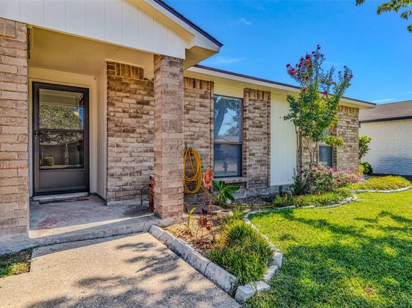 512 Woodcrest Way, Forney, TX 75126