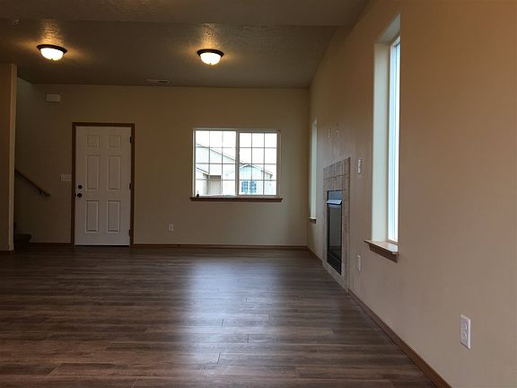 5th image of 3314 E 25th Ave #Do
