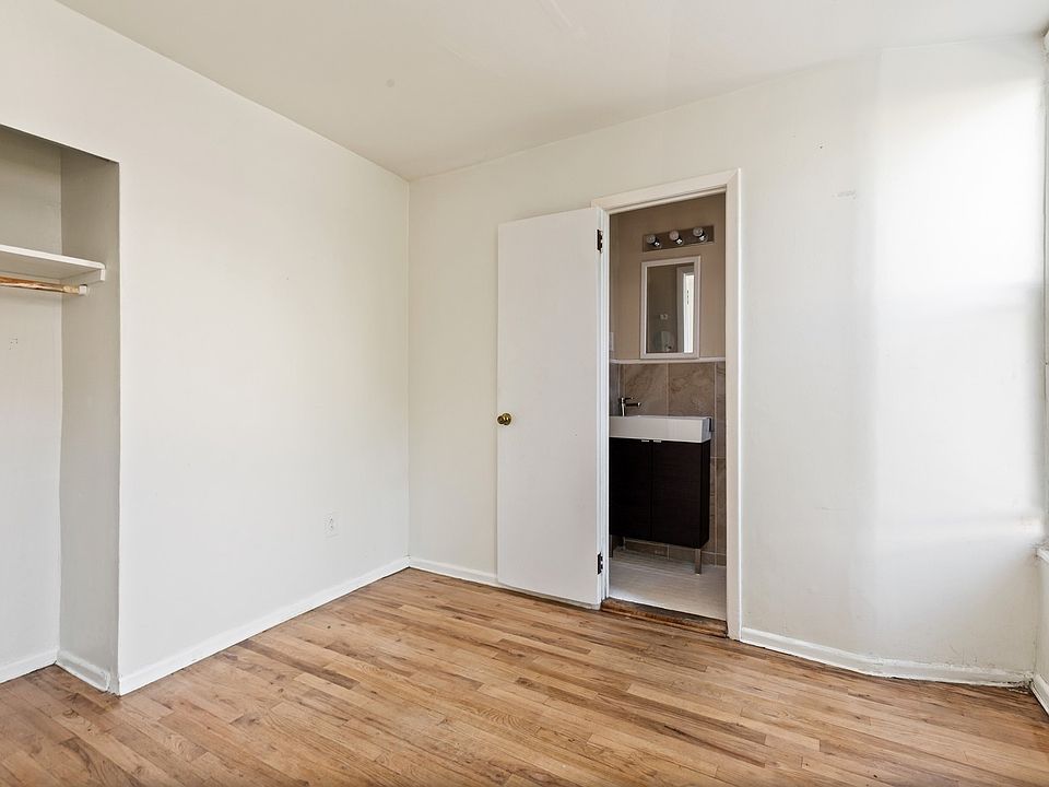 2nd image of 192 22nd St #2R