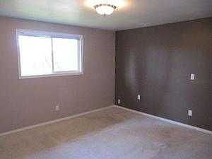 3rd image of 8702 NE 100th St