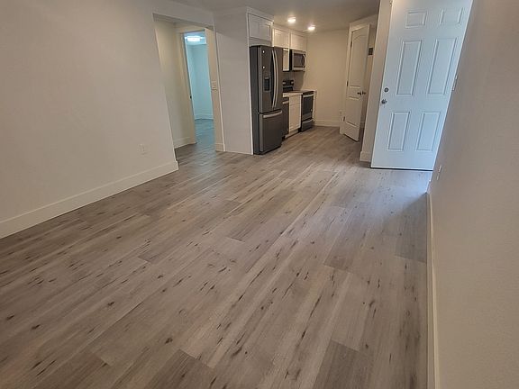 4th image of 1812 W Reserve St