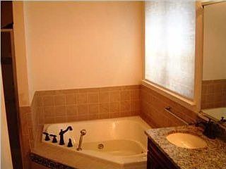 4th image of 4 Attenbury Pl