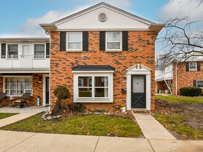 5026 West Colonial COURT #10, Milwaukee, WI, 53220