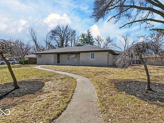 3rd image of 1762 Lincoln Rd