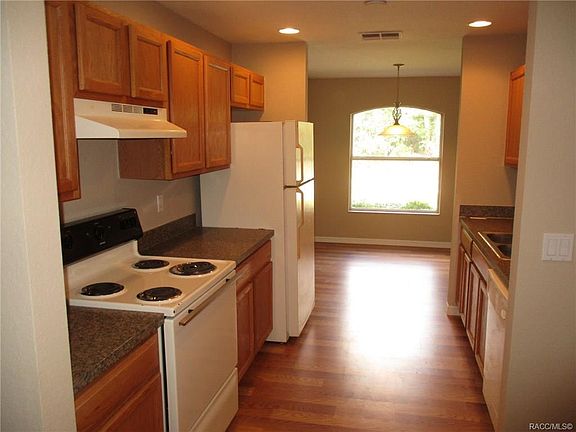 3rd image of 8511 N Trojan Dr