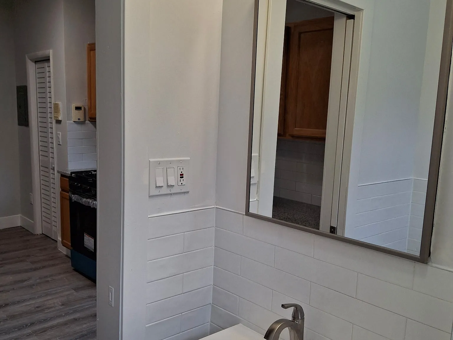 2 bed, 750 sqft, $1,995 — Photo 4