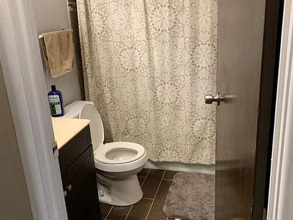 2nd image of 5648 Saint James Ct APT 2E