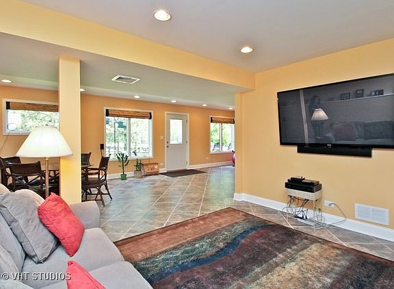 5th image of 26388 W Prospect Ave