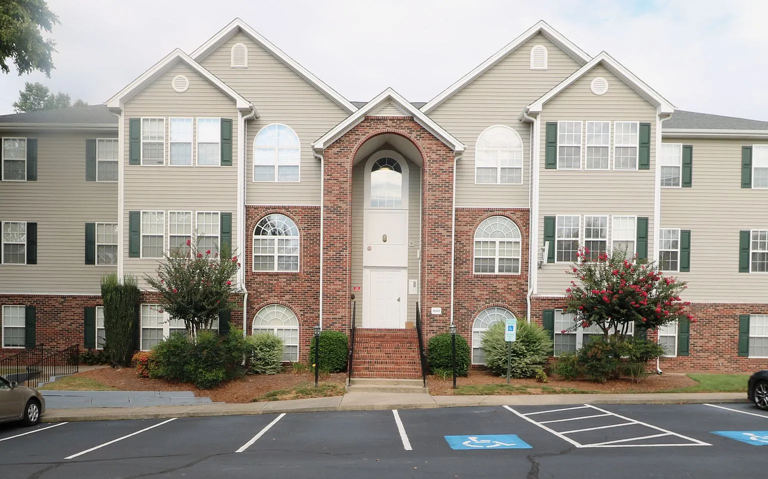 823 Scholastic Dr — Photo 1
