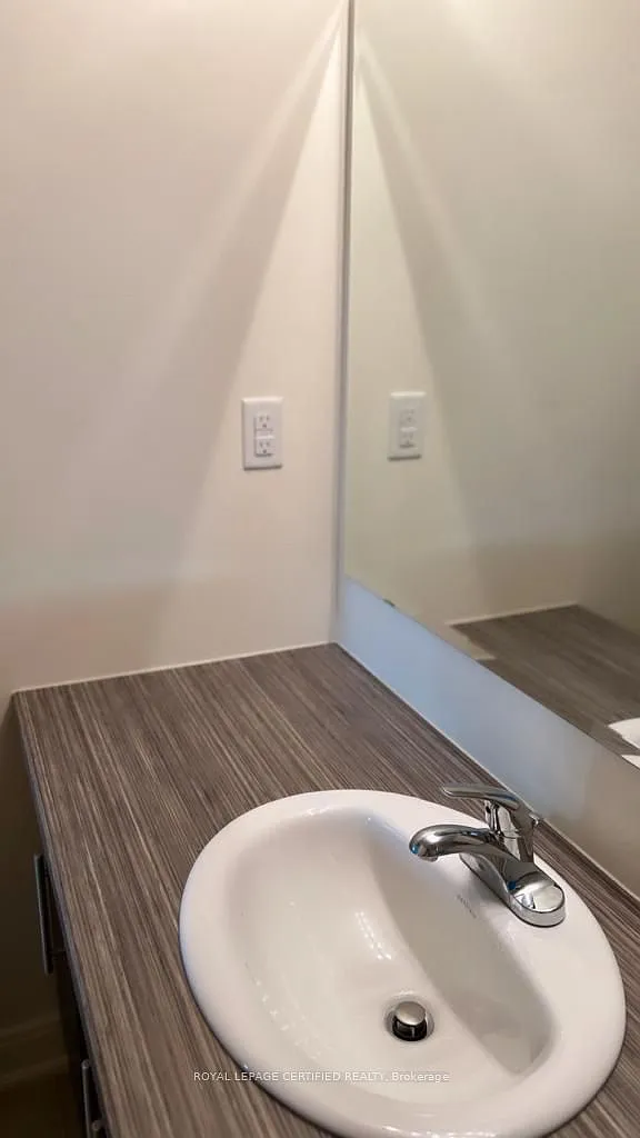 2 bed, $2,600 — Photo 4