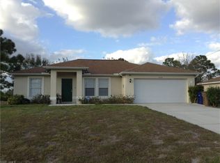 3704 28th St SW #101, Lehigh Acres, FL 33976