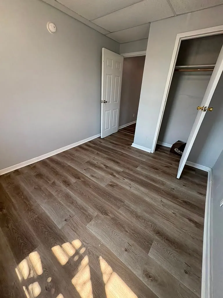 1 bed, 1.0 bath, $2,400 — Photo 3