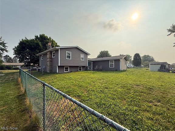 2nd image of 5364 Pisces St SW