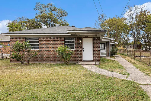 1624 19th St Photo 1