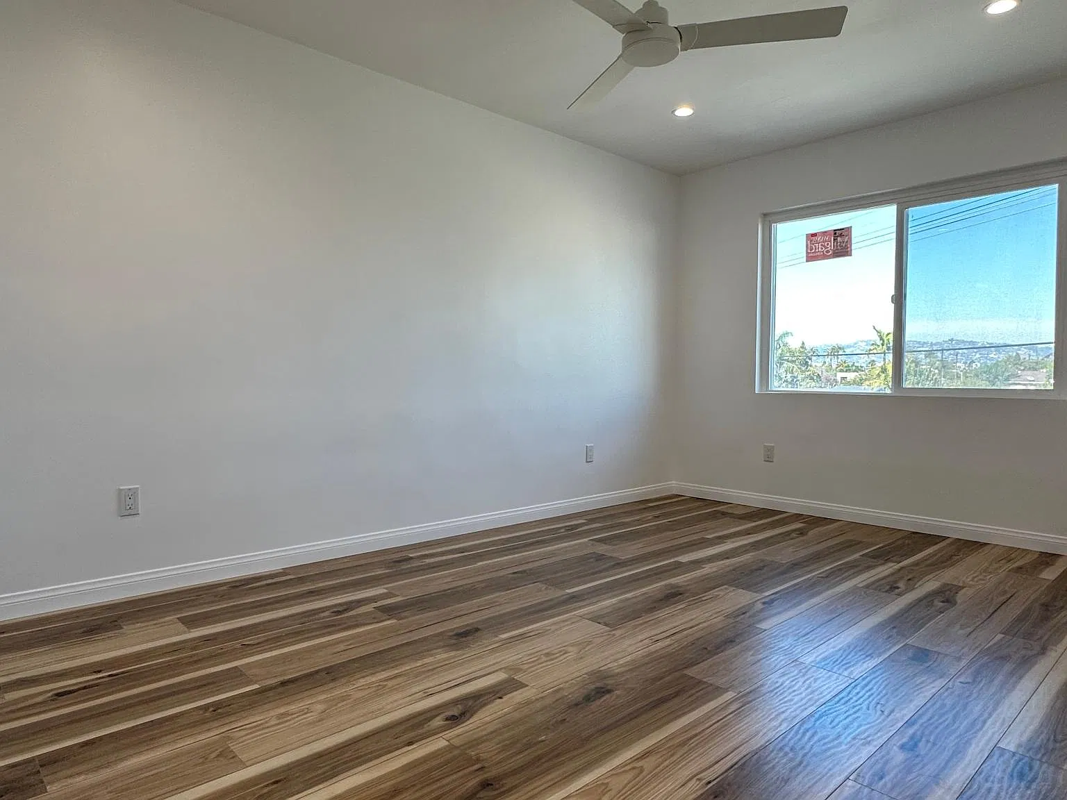 2 bed, 1000 sqft, $2,950 — Photo 3