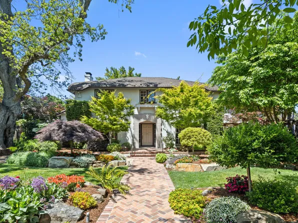 828 Blandford Blvd, Redwood City, CA 94062