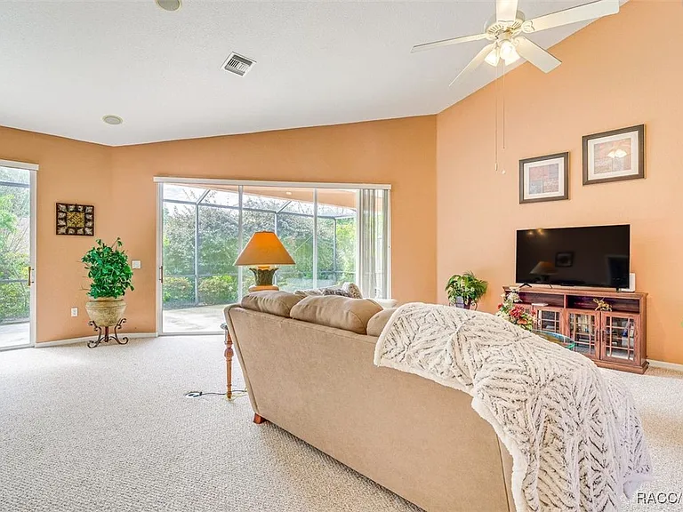 9041 SW 196th Ct — Photo 24