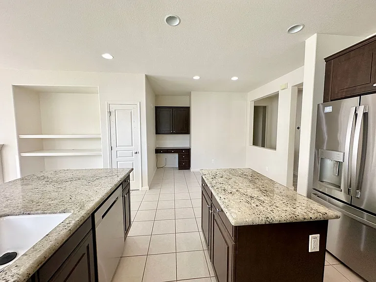 11507 Piona Ln — Photo 8