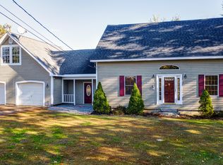 130 Middle Rd, Oakland, ME 04963