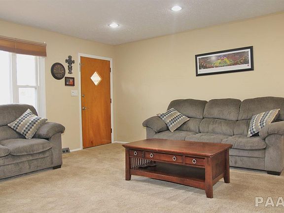 4th image of 3128 W Birkshire Dr