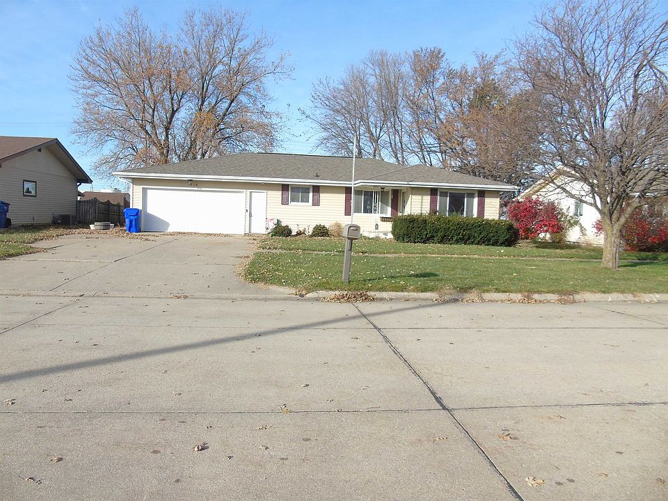 1st image of 1419 N 2nd St