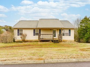 2692 Colonel Dr, Kodak, TN 37764
