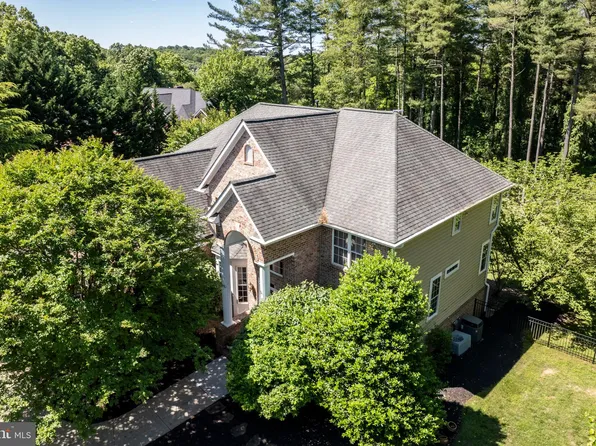 2300 River Mist Dr, Finksburg, MD 21048