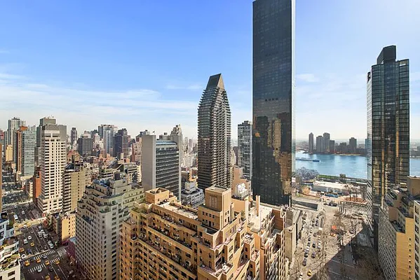 Sold by Keller Williams NYC | media 9