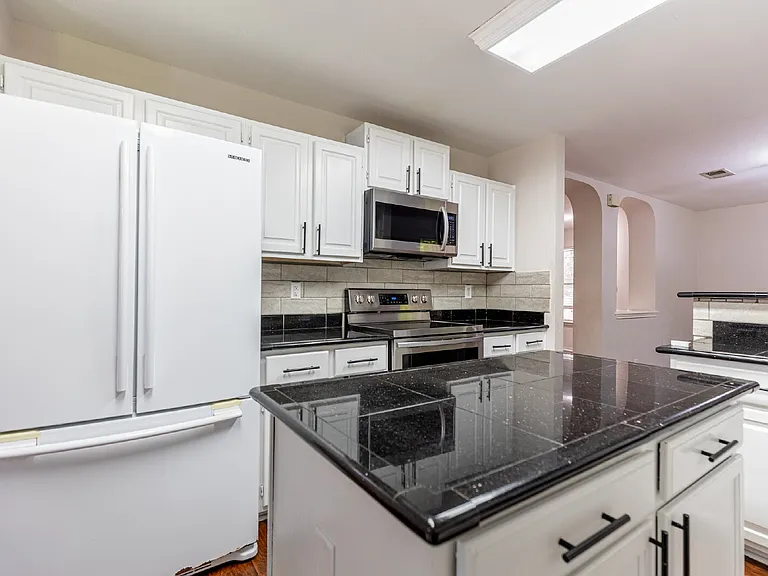 3604 Meade St — Photo 14