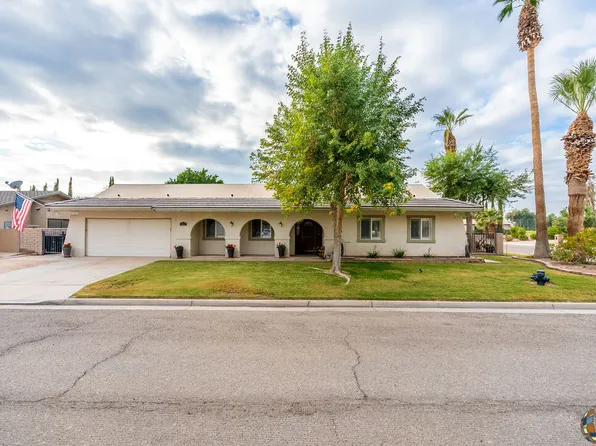 2037 Fairway Dr, Holtville, CA 92250