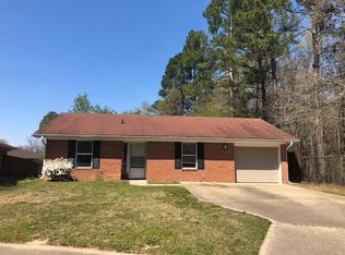 101 Barrow Ct, Raeford, NC 28376