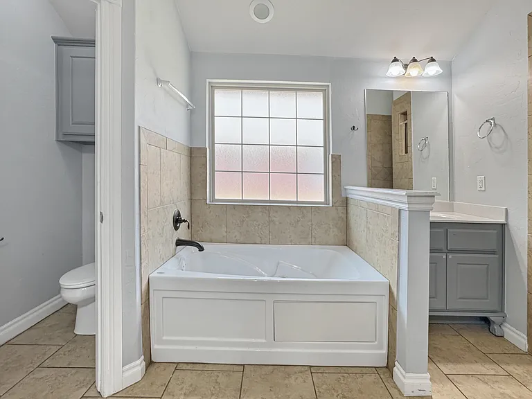 2912 Tara Ln — Photo 24