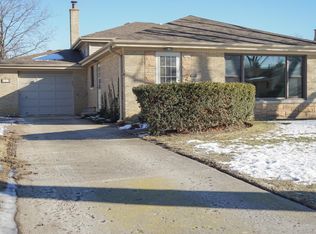 613 S Louis St, Mount Prospect, IL