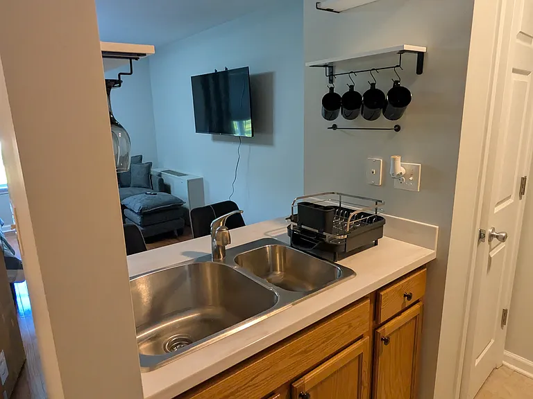 5201 Carriageway Dr #317 — Photo 10