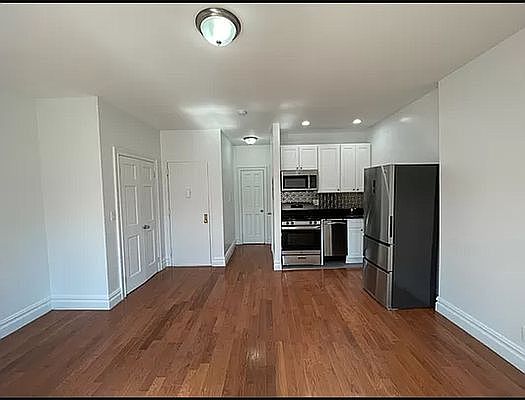 1st image of 745 Saint Nicholas Ave Floor 4