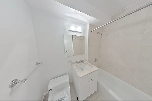 Rented by Stonehenge NYC LLC | media 23