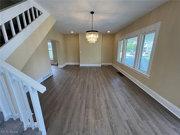 4th image of 9819 Marietta Ave