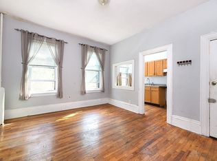 287 3rd St #2, Cambridge, MA 02142