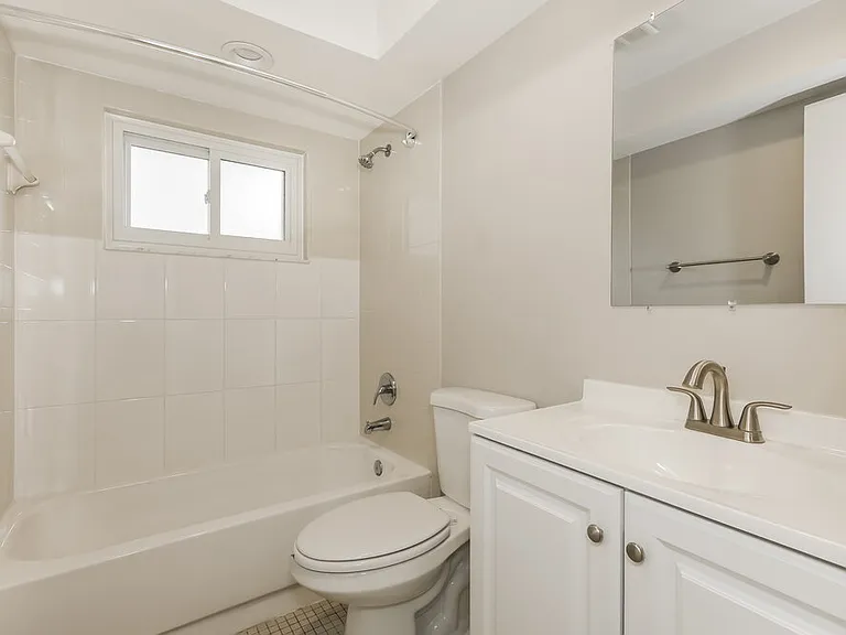 1928 Tidewater Ct — Photo 15