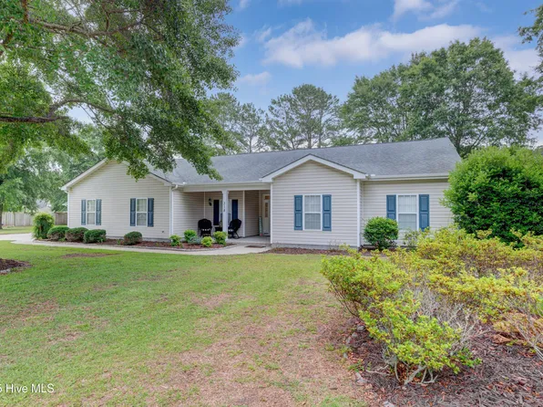 318 Winding Creek Road, Rocky Point, NC 28457