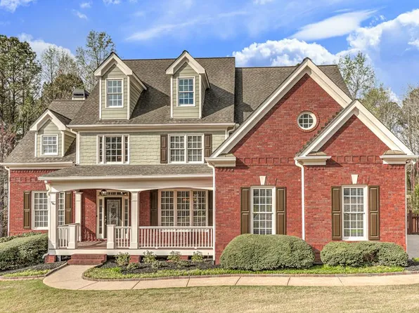 210 Golf Crest Dr, Acworth, GA 30101