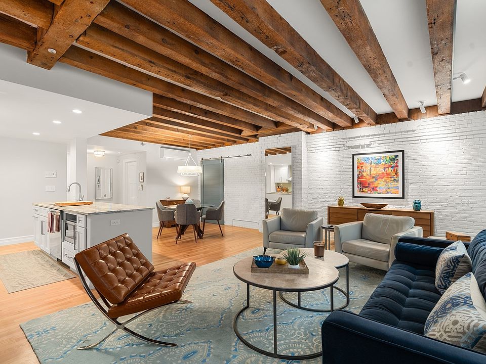 1st image of 80 Commercial St APT 2