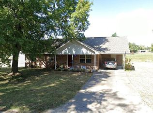503 W Grober St, Paris, AR 72855