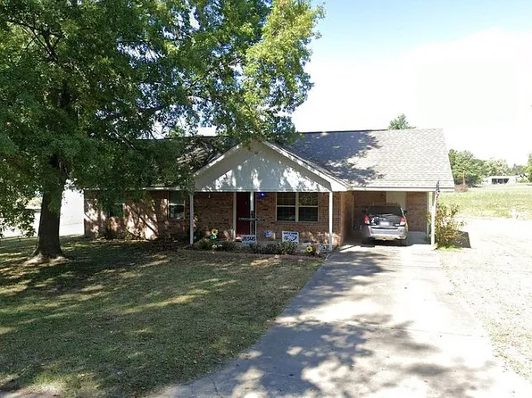 503 W Grober St, Paris, AR 72855
