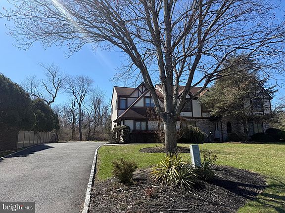 3rd image of 3 N Field Ct