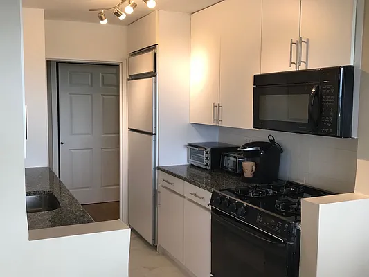 Sold by Keller Williams Realty Landmark | media 6