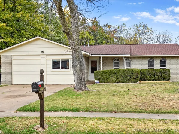 11327 E 63rd St S, Broken Arrow, OK 74012