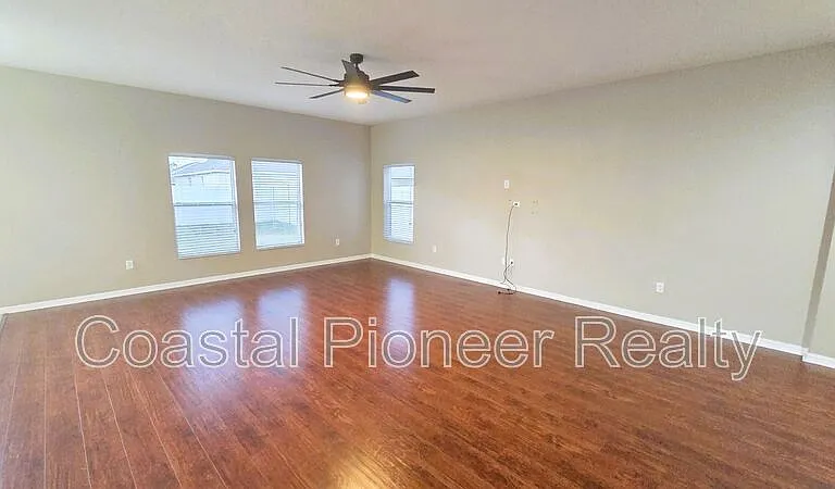 10279 Newminster Loop — Photo 6