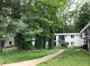 930 S Lincoln St, Kent, OH 44240